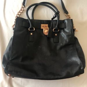 Michael Kors Hamilton purse/wallet